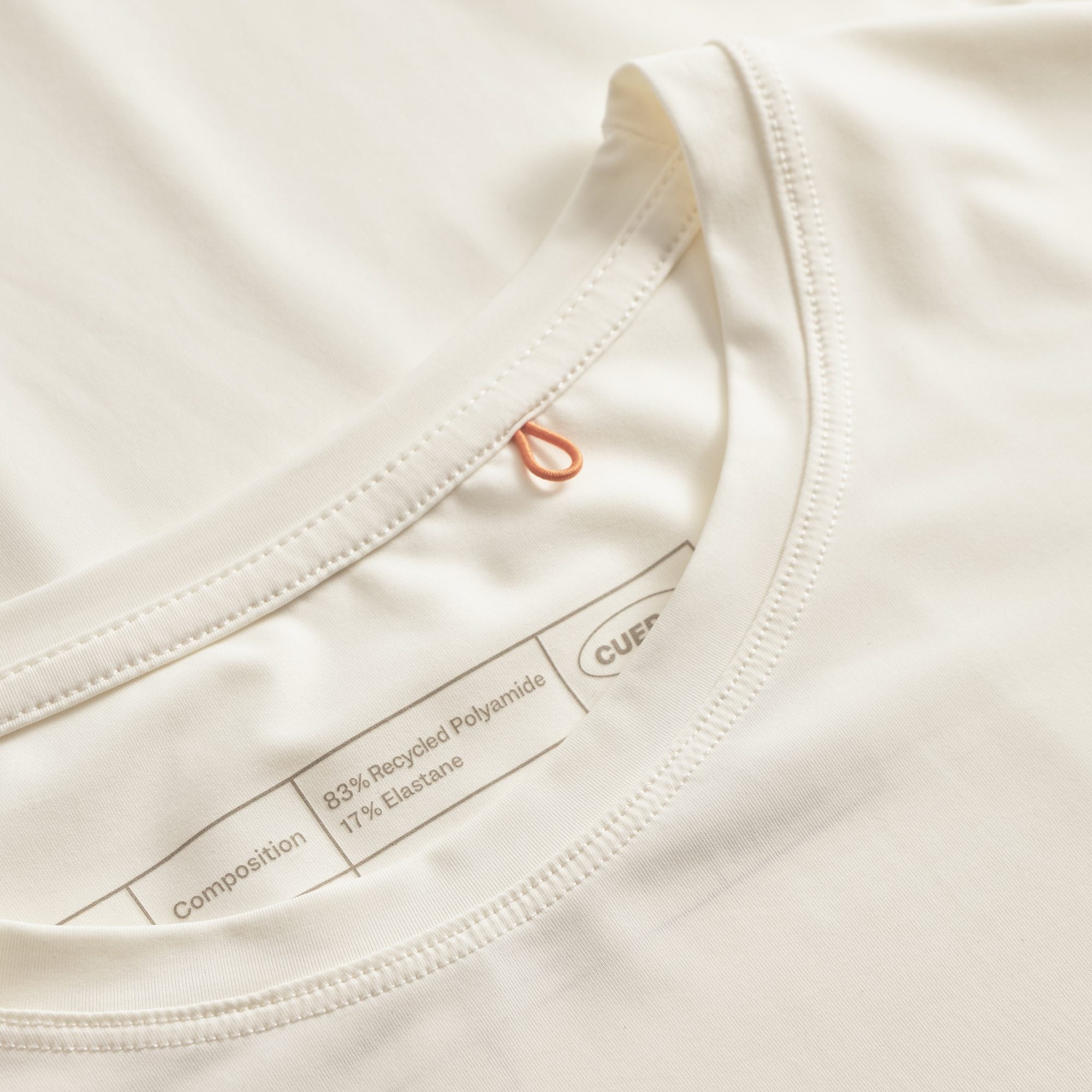 Active Light Weight T-Shirt - Off White w. Navy/Green
