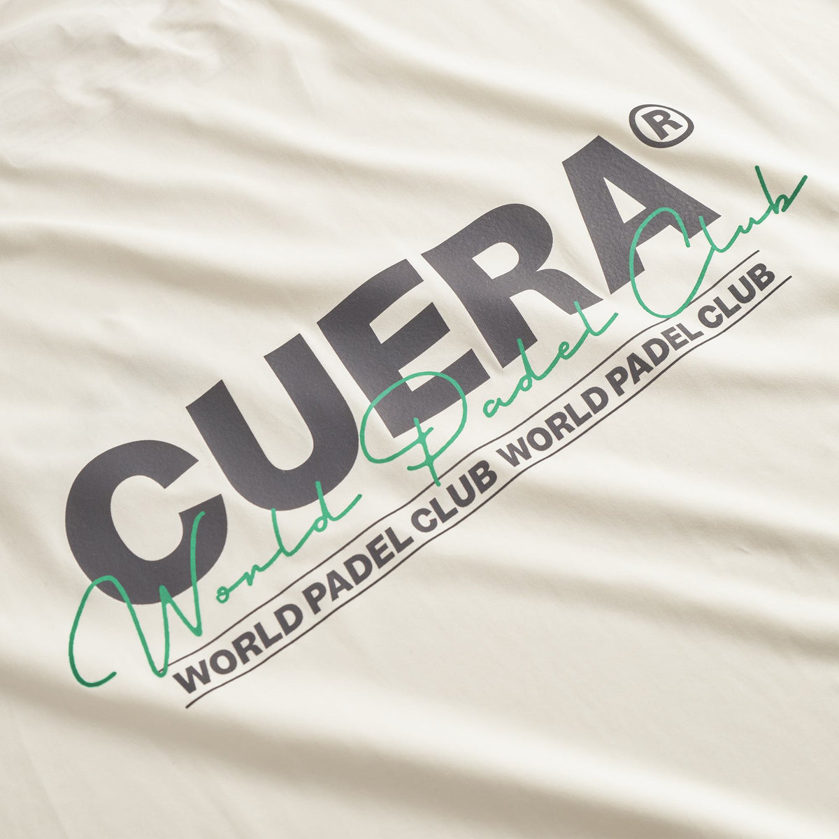 Cuera Active Light Weight T-Shirt in Off White w. Navy/Green, logo print detail