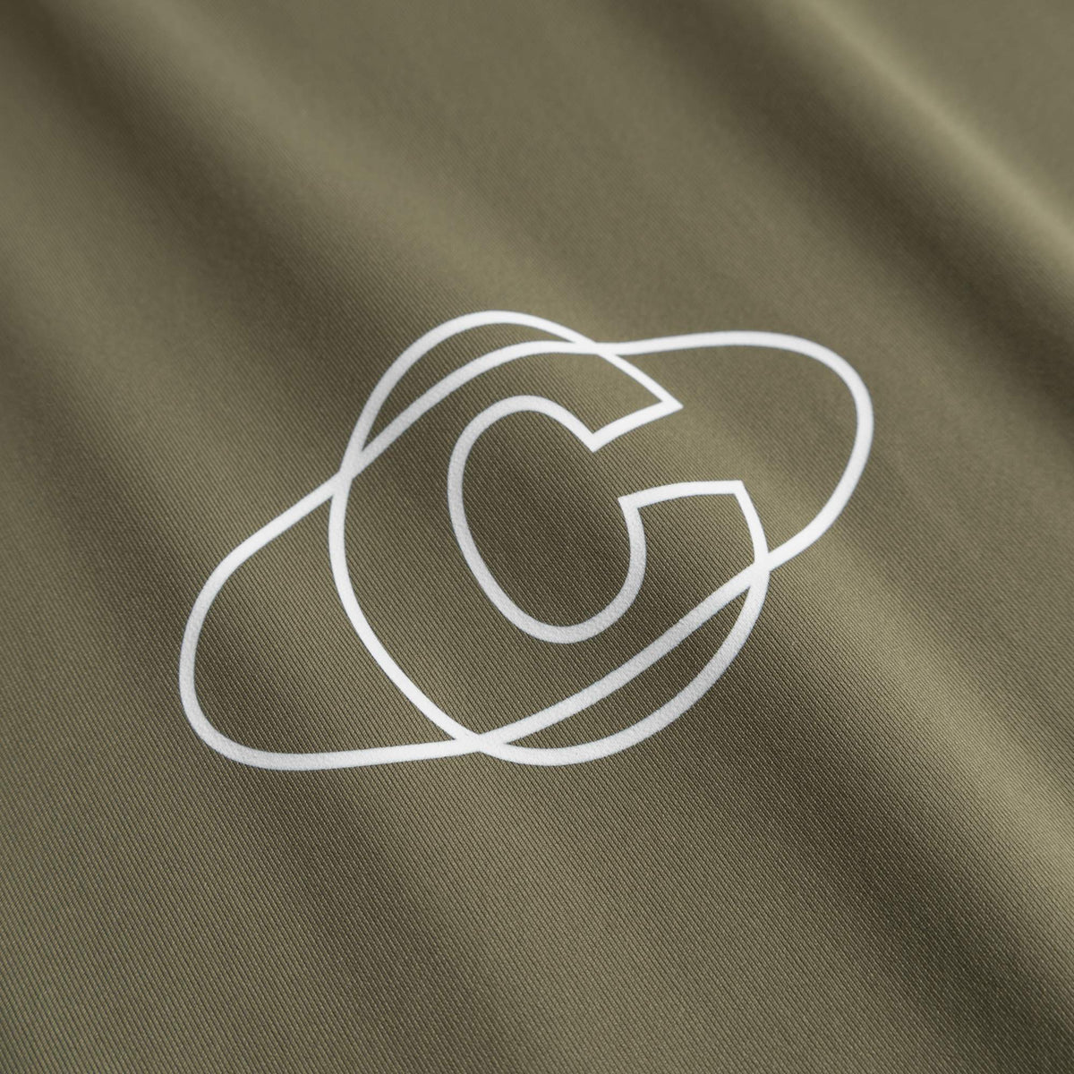 Cuera Active WPC Light Weight T-Shirt in Army, logo print detail