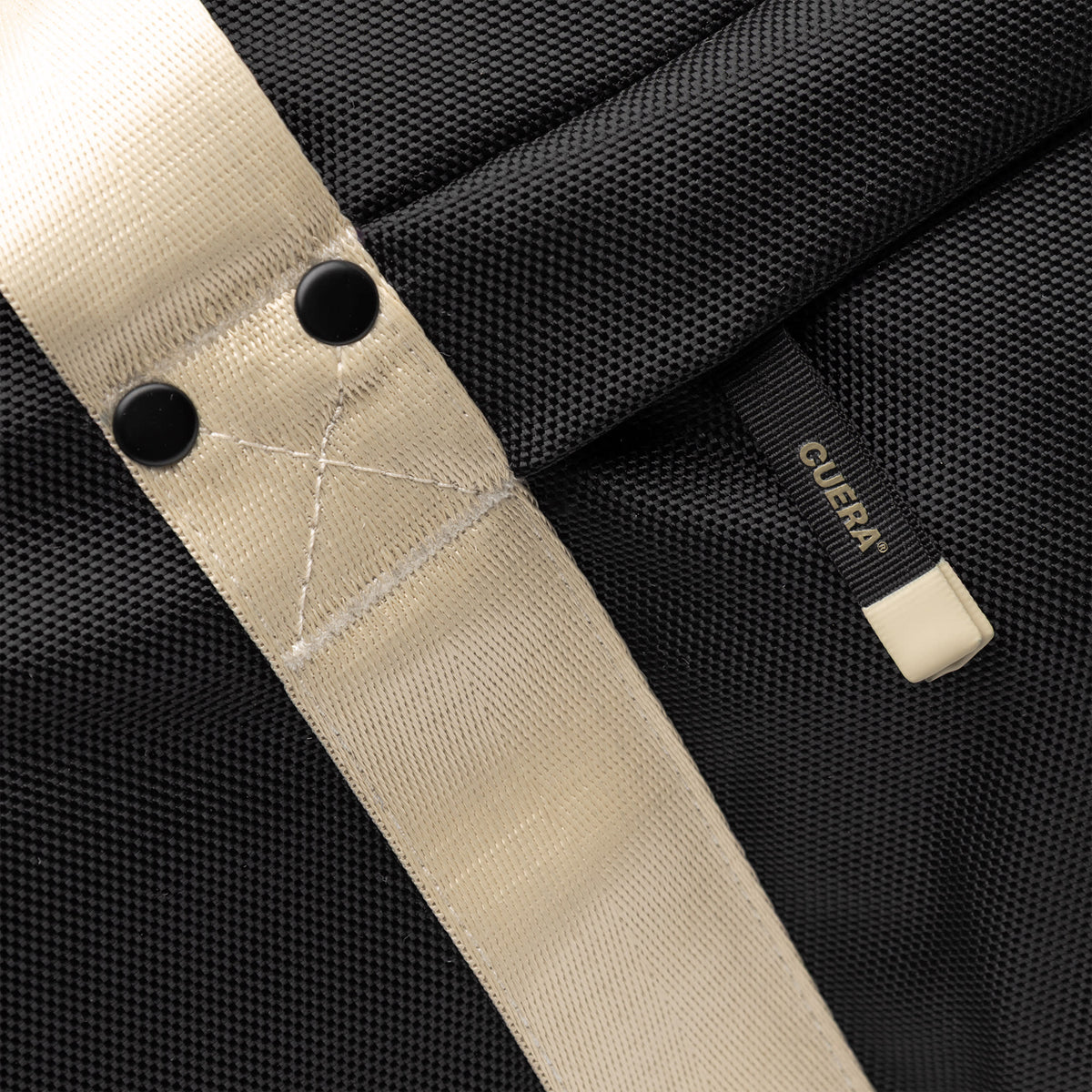 Cuera Oncourt Medium Padel Bag in Black, strap detail