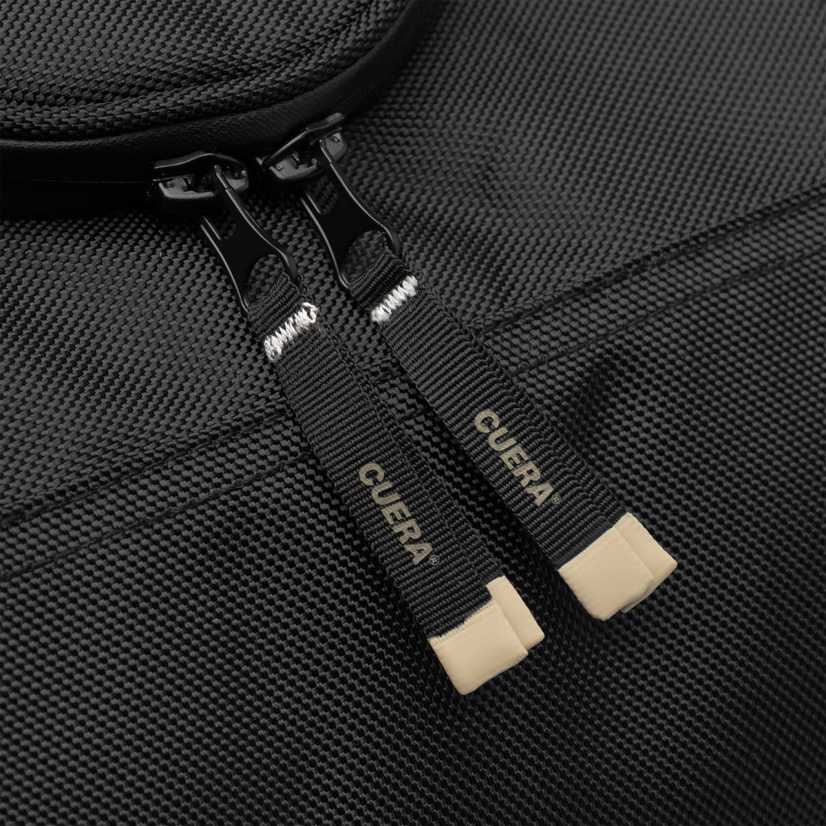 Cuera Oncourt Medium Padel Bag in Black, zip and pocket detail