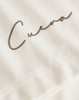 Cuera Oncourt Slit Top SS in Off White, logo print detail