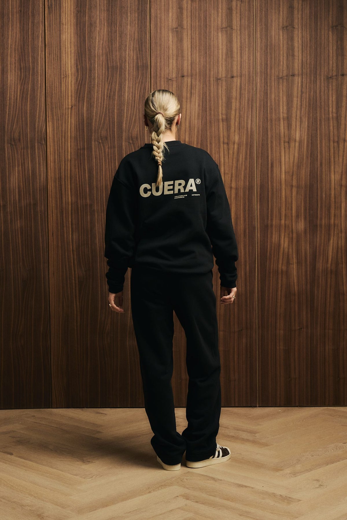 Cuera Offcourt Cuera Crew Neck Sweat in Black, waistband detail
