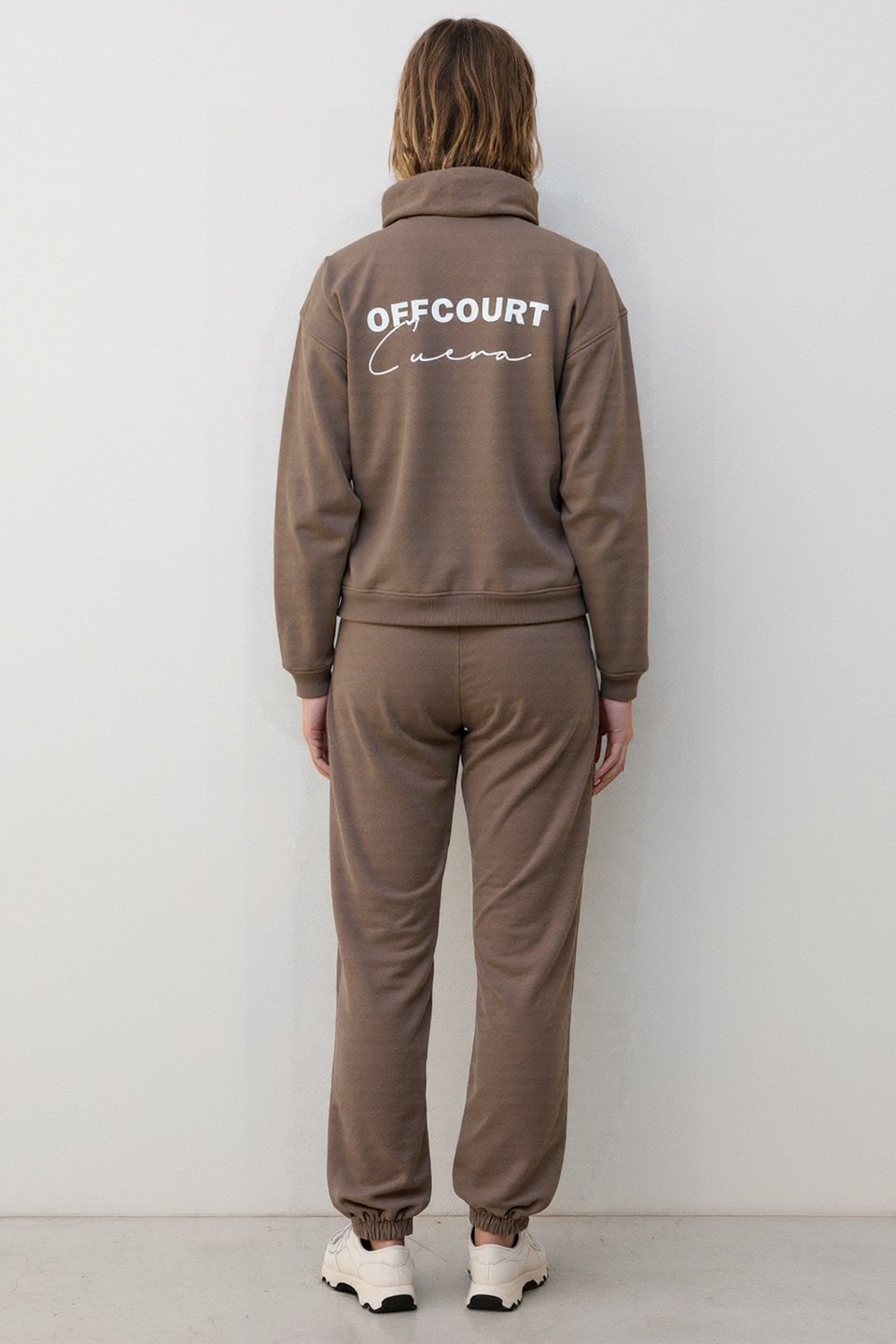 Offcourt Cuera Half Zip Sweat - Walnut