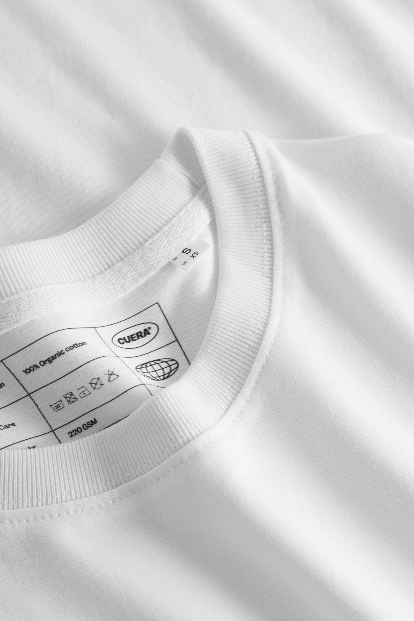 Relaxed Heavy Globe T-Shirt - White